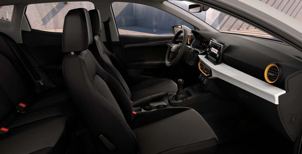 Seat-Ibiza-Reference-interior-perfil.jpg