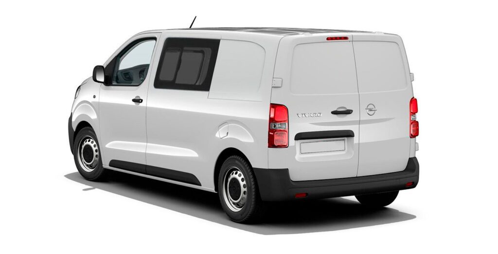 Opel-Vivaro-Doble-Cabina-6-plazas-Talla-M-120cv-exterior-trasera.jpg