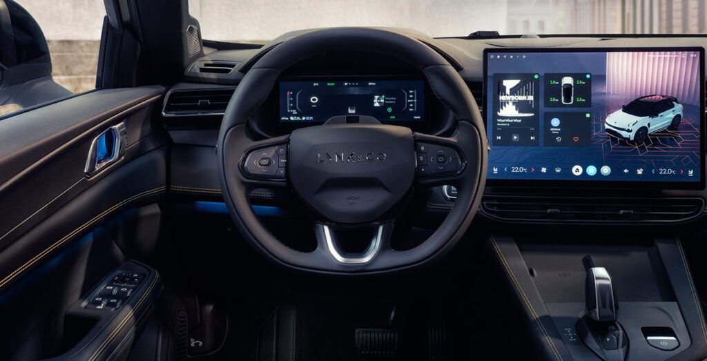 Lynk-Co-01-More-1.5-PHEV-interior-delantera-1.jpg