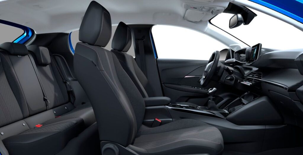 PEUGEOT-208-ALLURE-PURETECH-100-interior-perfil.jpg