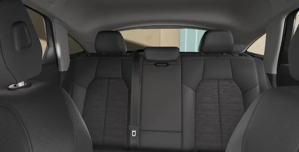 Audi-Q5-Sportback-Advanced-Tdi-Quattro-S-Tronic-interior-trasera-1.webp