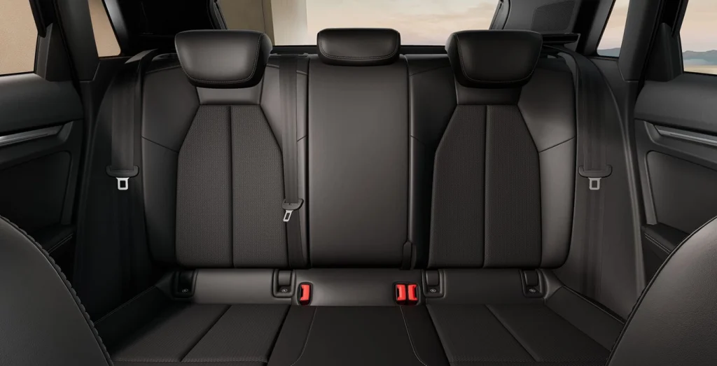 AUDI-A3-Sportback-S-Line-40-TFSI-e-150kW-S-Tron-interior-trasera-1.webp