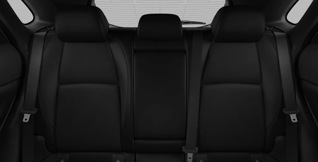 MAZDA-CX-30-2.5L-E-SKYACT-G-MHEV-PRIME-LINE-MANUAL-interior-trasera-1.webp
