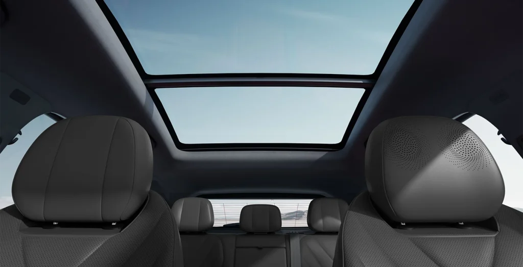 OMODA-9-1.5-TGDI-Hibrido-Premium-537CV-interior-trasera.webp