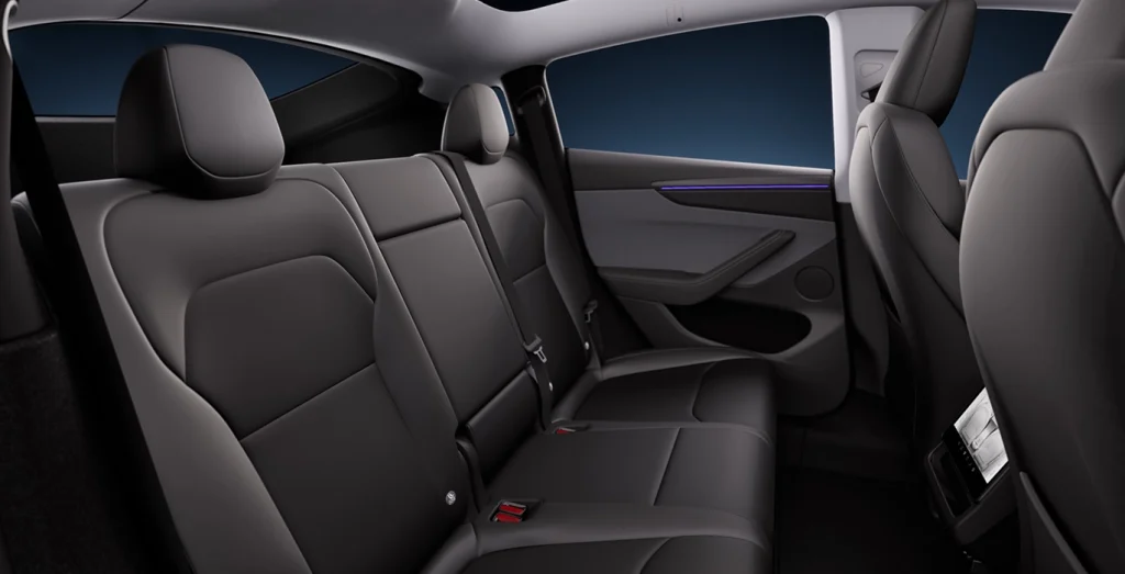 Tesla-Model-Y-Traccion-Trasera-interior-trasera.webp
