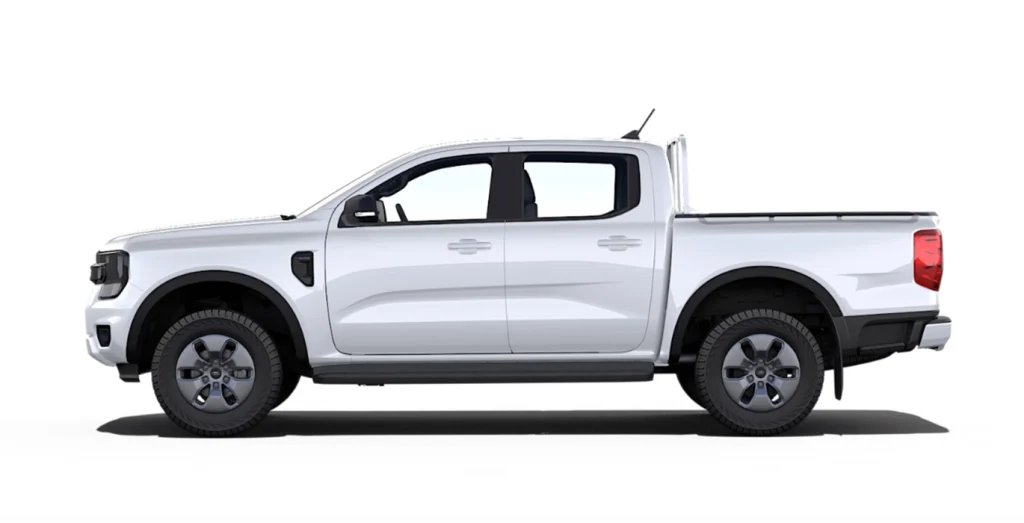 FORD-Ranger-XLT-Doble-Cabina-2.3-TVCT-PHEV-280CV-Automatica-lateral.webp