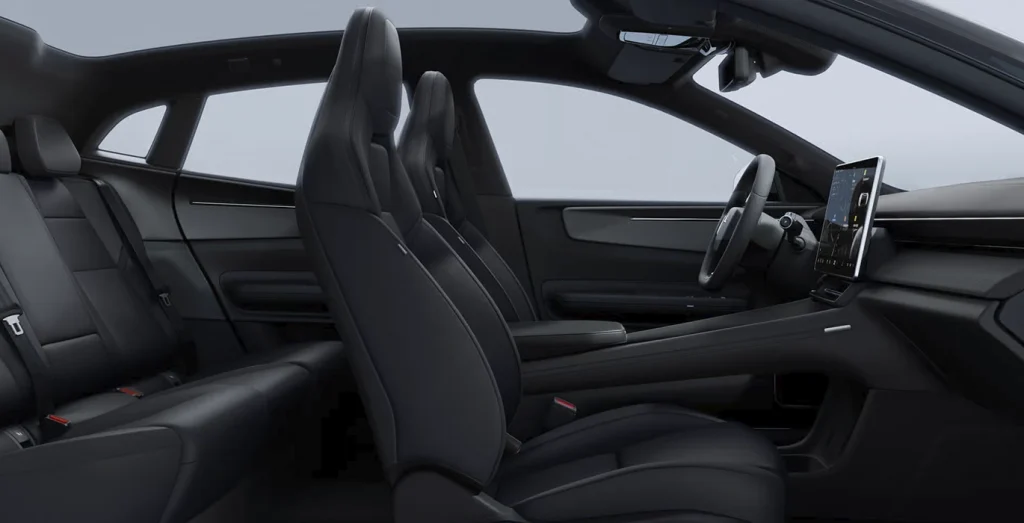 POLESTAR-4-Long-Range-Single-200kW-interior-trasera.webp