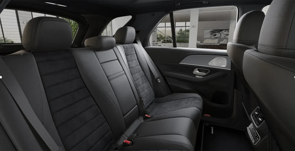 Mercedes-Benz-GLE-350de-Tecnologia-Hibrida-EQ-interior-trasera-2.webp