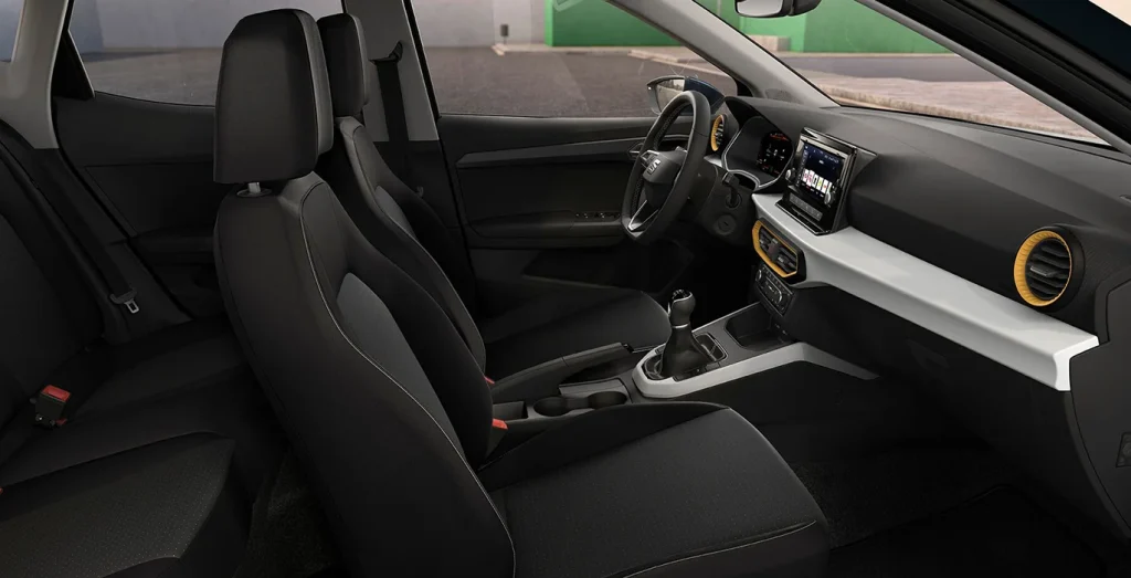 Seat-Arona-1.0-TSI-Style-Special-Edition-interior-delantera-II-1.webp
