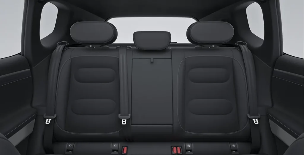 Smart-5-Pro-interior-trasera-1.webp
