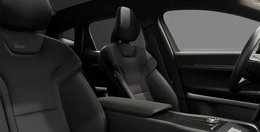POLESTAR-3-Long-Range-Dual-Motor-Plus-Pilot-interior-delantera-II-1.webp