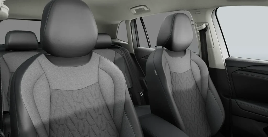 Volkswagen-Tiguan-Mas-1.5-TSI-eHybrid-150kW-204CV-DSG-interior-delantera-II-1.webp