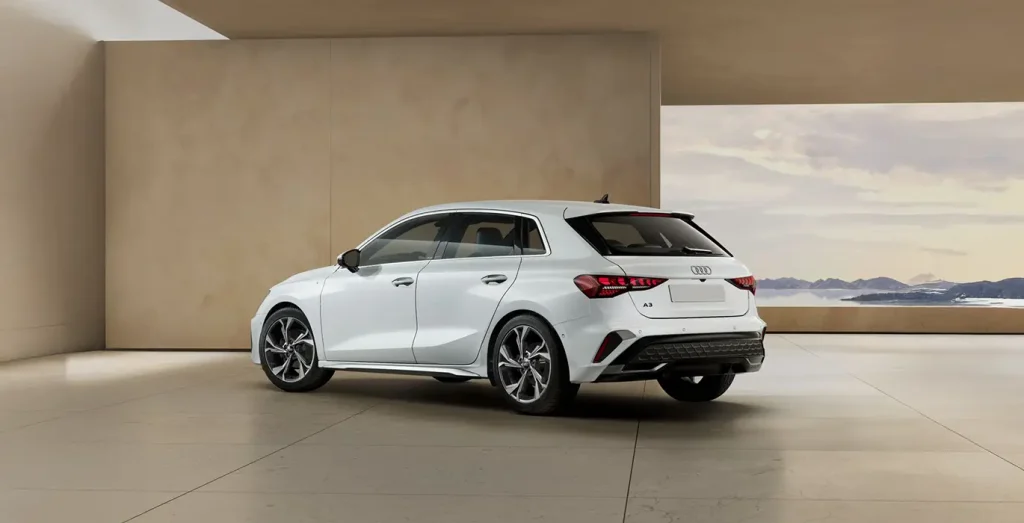 AUDI-A3-Sportback-S-Line-TFSIe-150kW-S-Tronic-trasera.webp