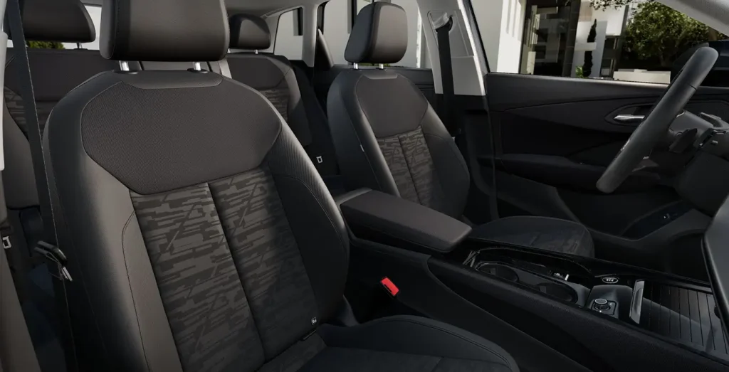 Audi-Q3-Advanced-TFSI-110kW-S-Tronic-interior-delantera-II-1.webp
