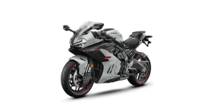 Renting CF MOTO 675 SR R